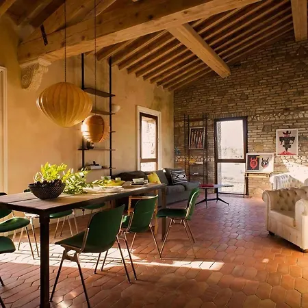 Iv Viaggio * Volterra